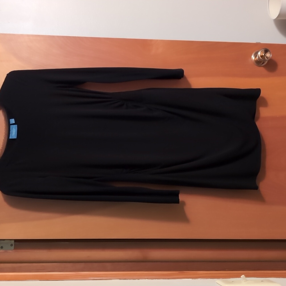 Vera Wang black dress. Women's M.